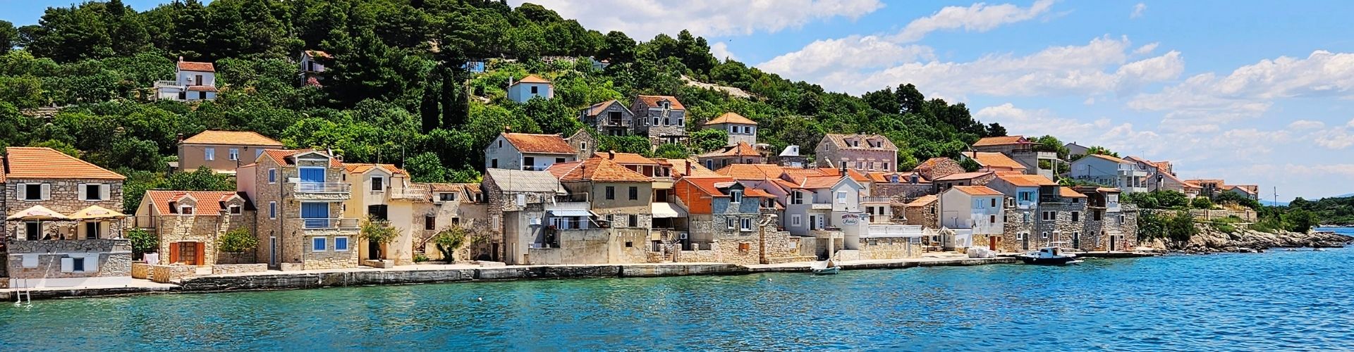 Eiland Prvić tijdens de 55+ reis door Kroatië
