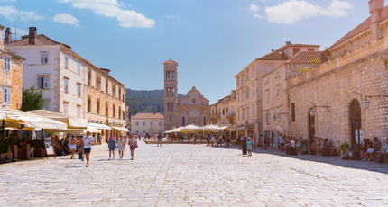Historisch centrum van Hvar-stad op het eiland Hvar in Kroatië