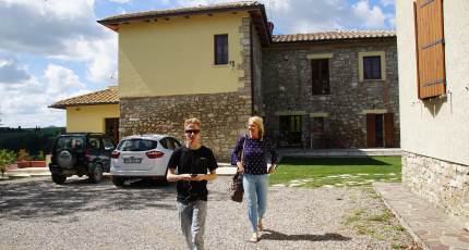 Wendy bezoekt een kleinschalige accommodatie in Italië tijdens de reis die inspireerde tot het ontstaan van Puur Kroatië.